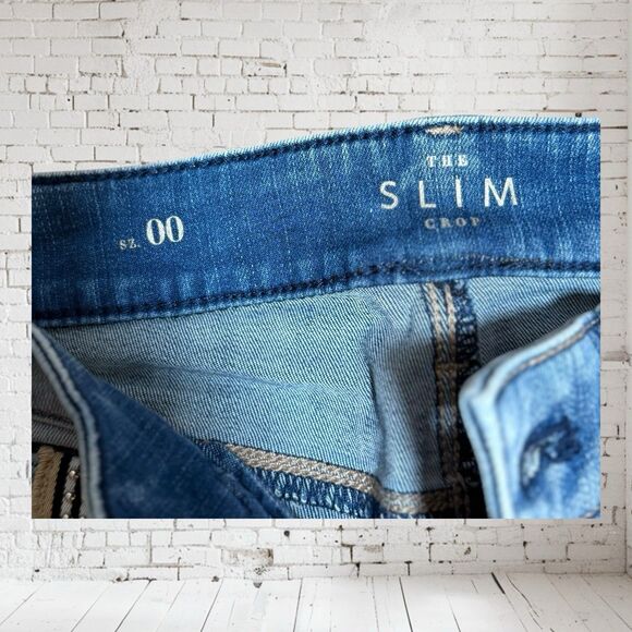 White House Black Market The Slim Crop Jeans Womens 00 Blue Denim Cotton Blend - Picture 6 of 8